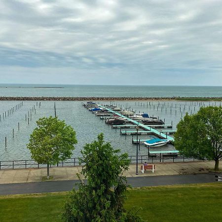 Clarion Hotel Conference Center On Lake Erie Dunkirk Exteriör bild