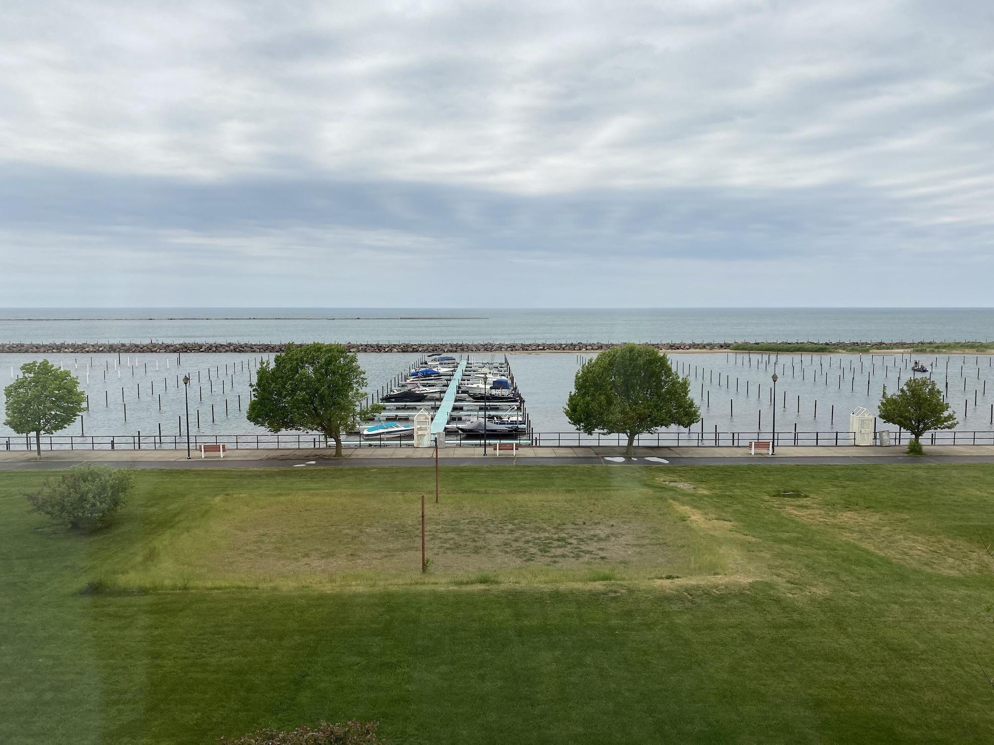 Clarion Hotel Conference Center On Lake Erie Dunkirk Exteriör bild