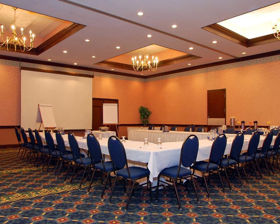 Clarion Hotel Conference Center On Lake Erie Dunkirk Exteriör bild