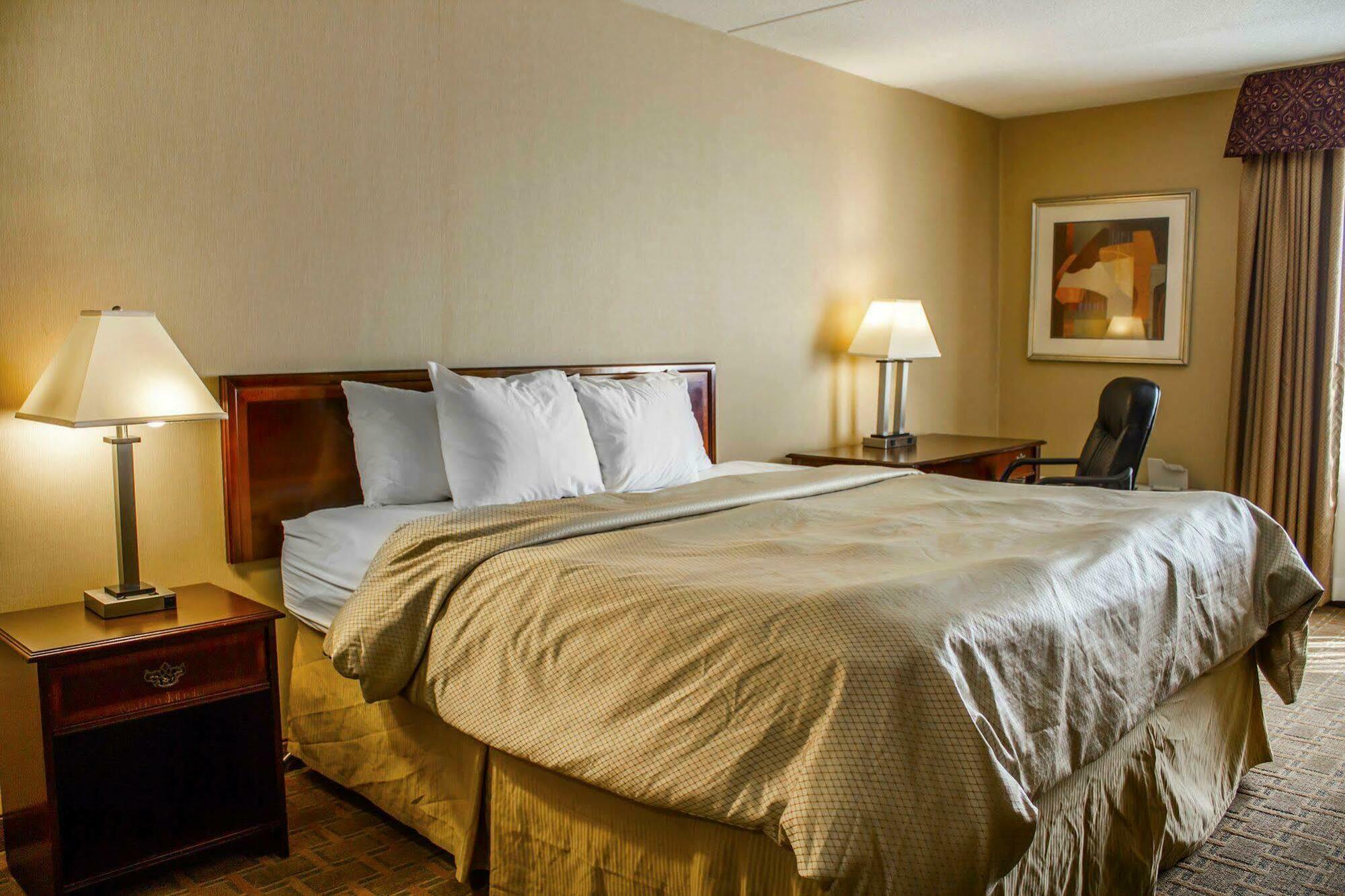 Clarion Hotel Conference Center On Lake Erie Dunkirk Exteriör bild
